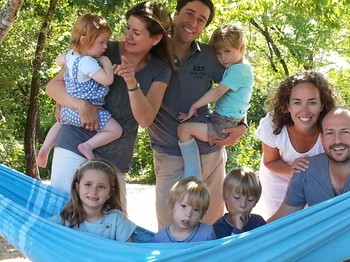 Plaisir de vacances, en famille et entre amis