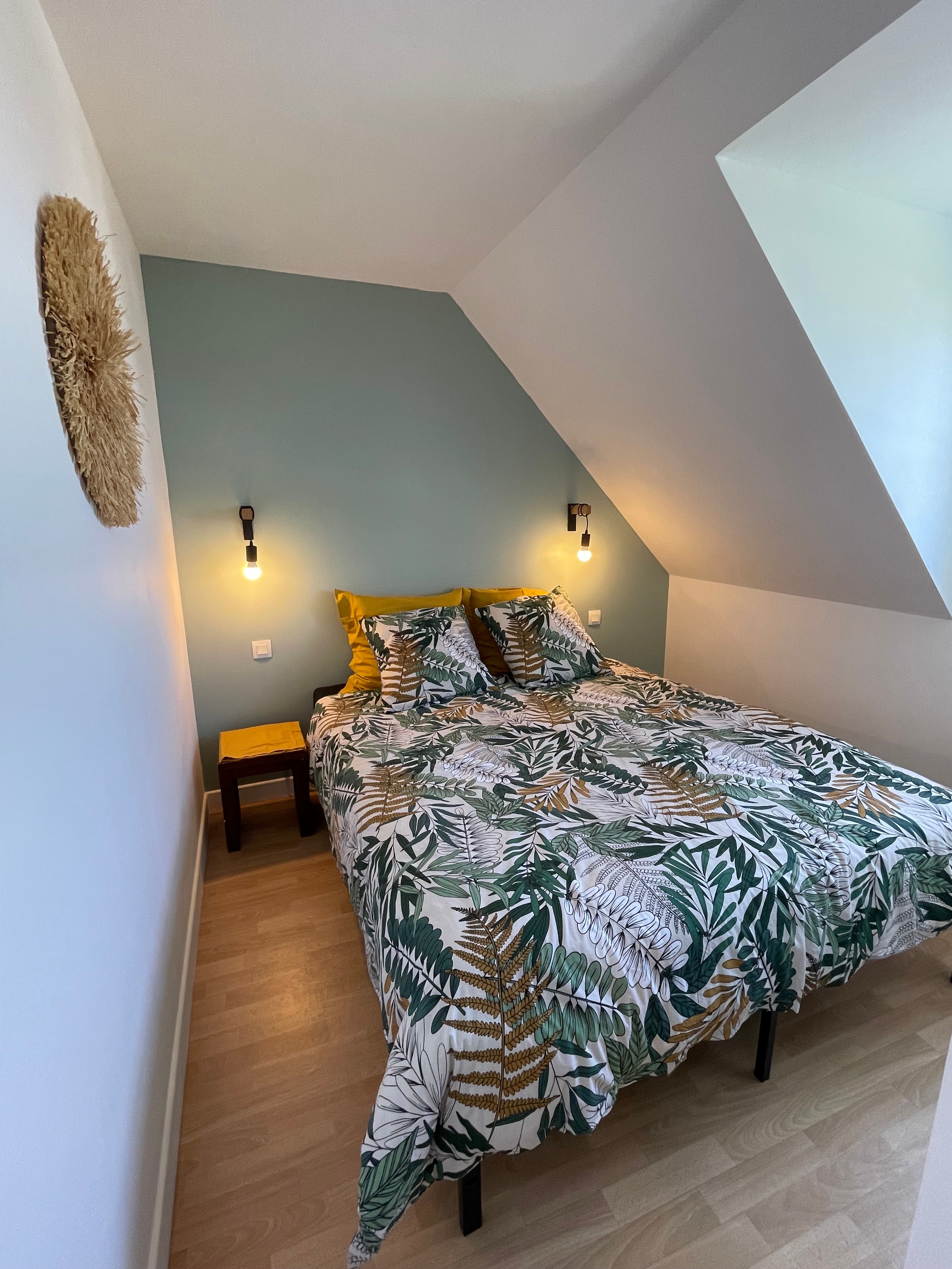 Chambre avec lit 160