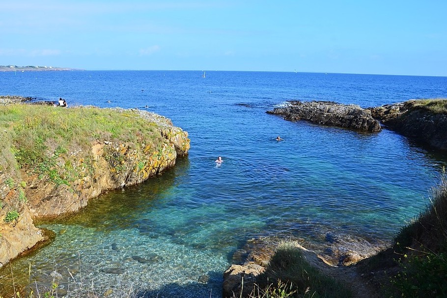 crique de baignade à 500m de la maison