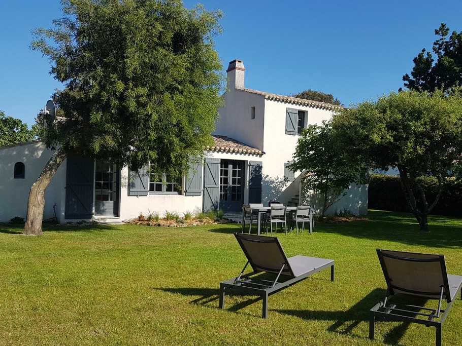 Maison jardin arrière