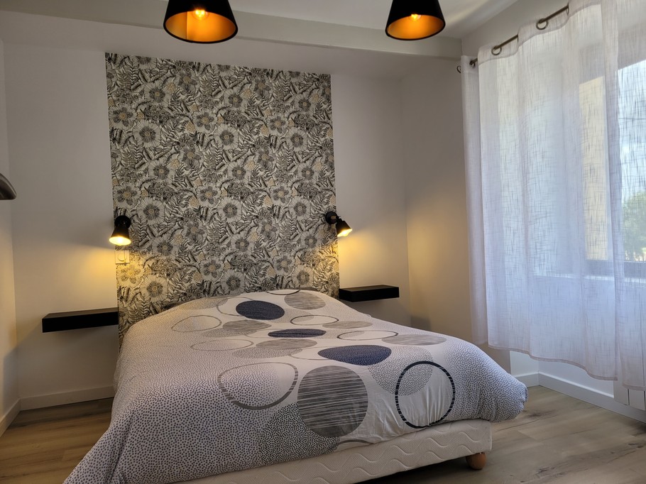 Maison Clévacances Plouézec chambre lit 140