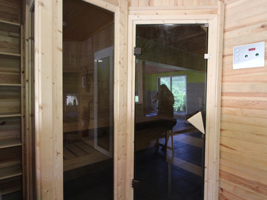 Espace bien être en option - Ecogîte Saint-Prayel à Moyenmoutier – Gîte de groupe avec piscine, sauna, jeux