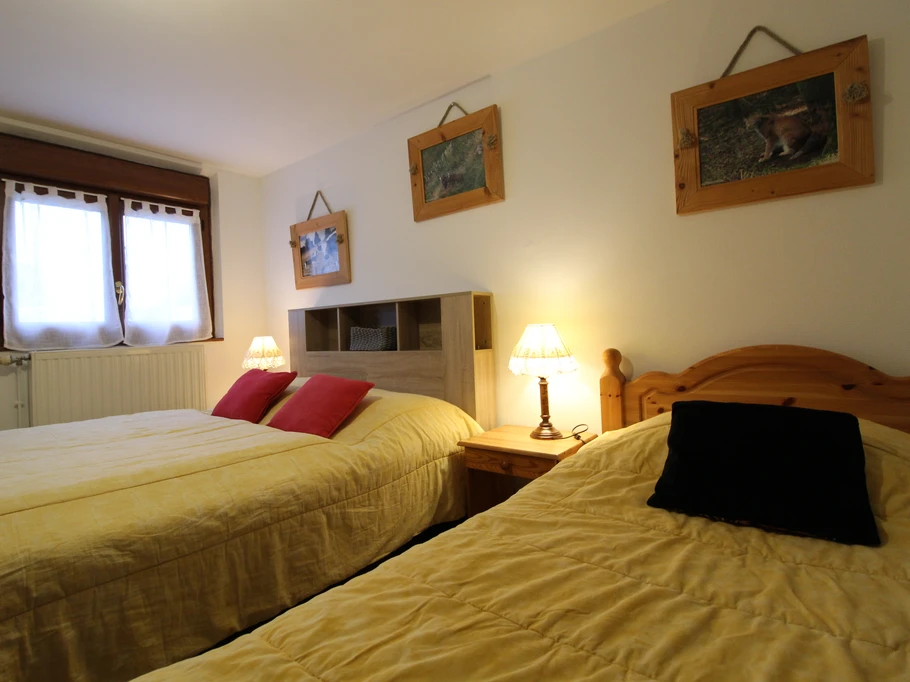 Chambre 3 couchages - Gîte La Moselotte à Saulxures-sur-Moselotte – Proche Lac & Voie Verte