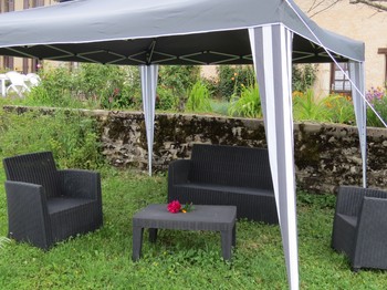 Salon d'extérieur à votre disposition