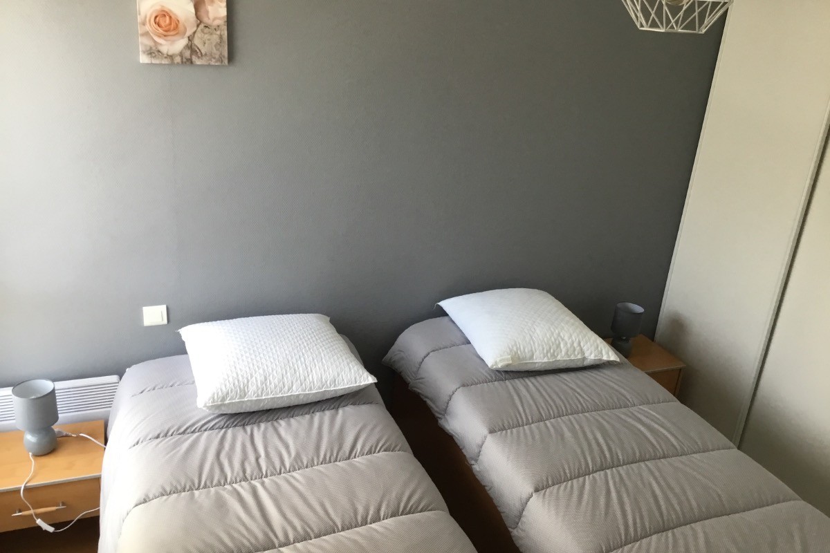 Chambre 2x80 ou 1 fois 160 voir photo suivante