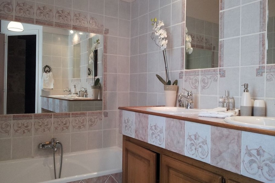 Détail d'une salle de bains