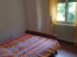 Chambre 2 (Lit 140 cm)