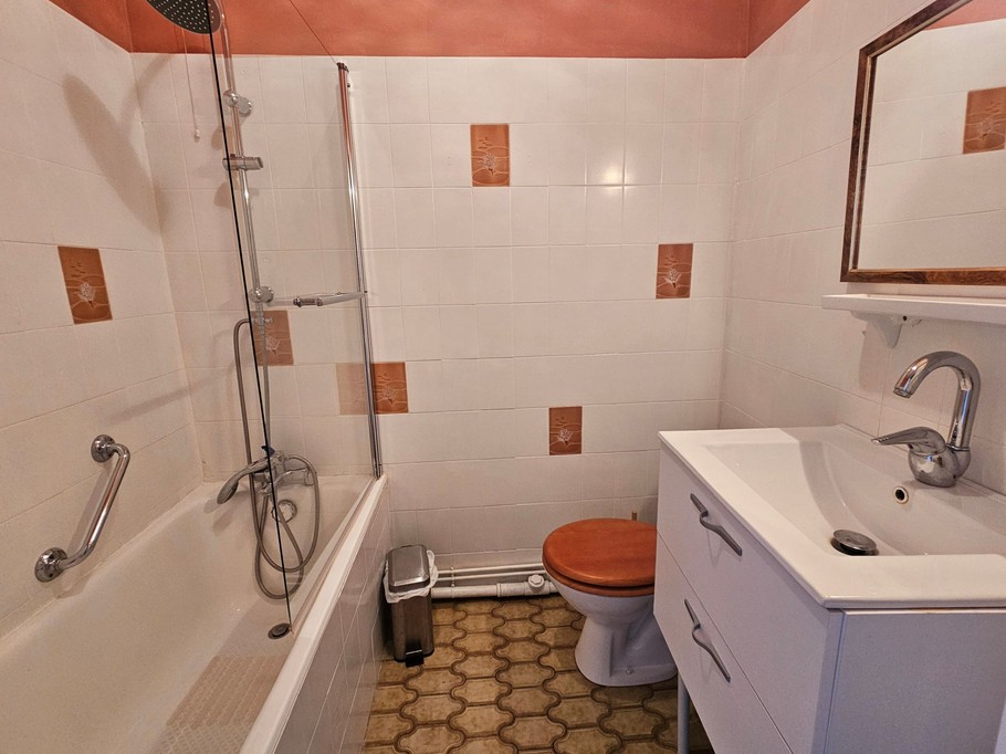 La Boutique d'Yvonne, location pour 4 personnes, près de Confolens, Vienne