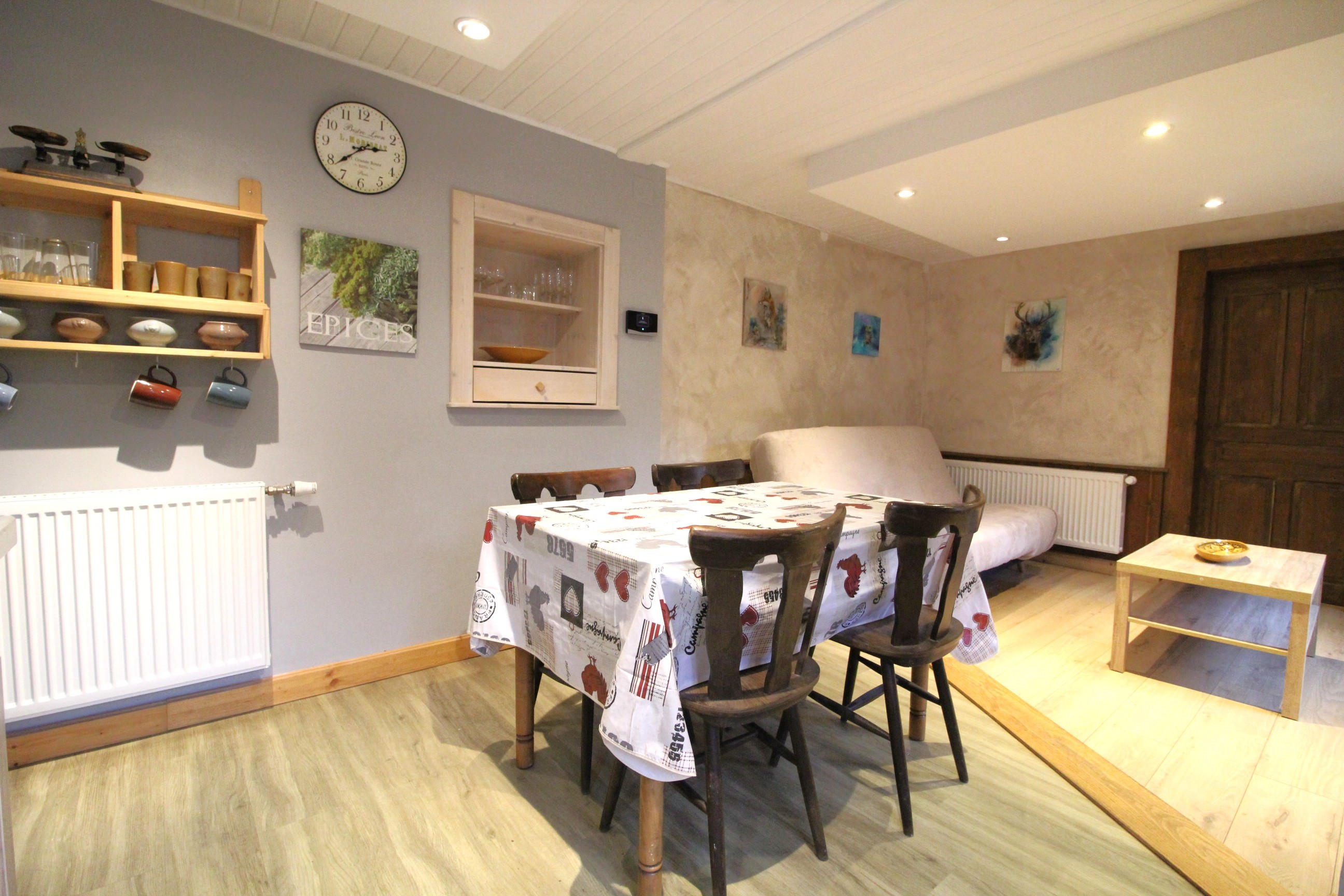 Espace cuisine - Appartement tout confort avec jacuzzi à Plainfaing