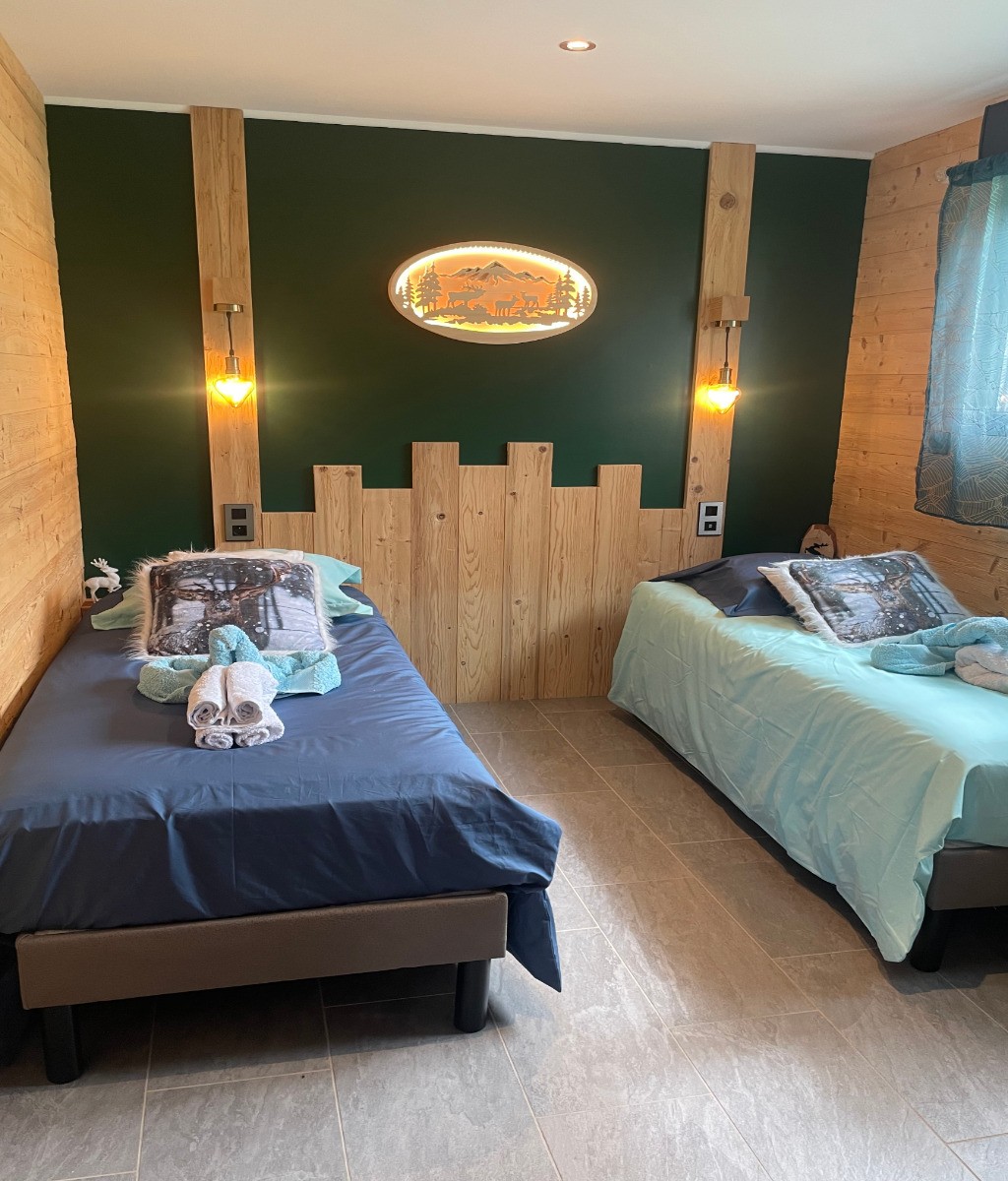 chambre 2 lits - cerf - nature cottage vosges