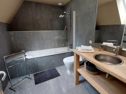 La salle de bain 1er étage