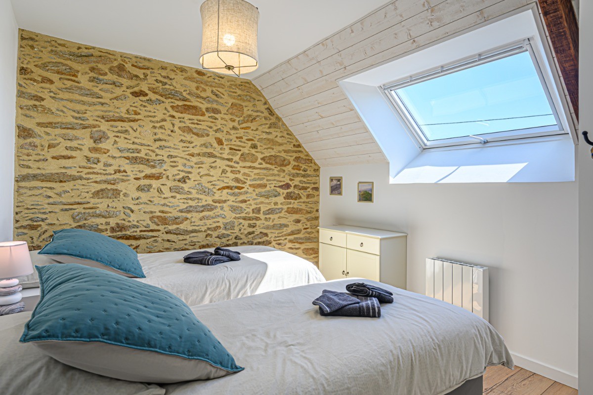 Chambre 2 : lits 90*200cm