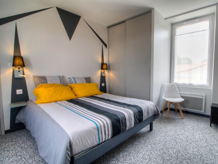 Chambre 3 à l'étage : un lit en 160 et un lit en 90