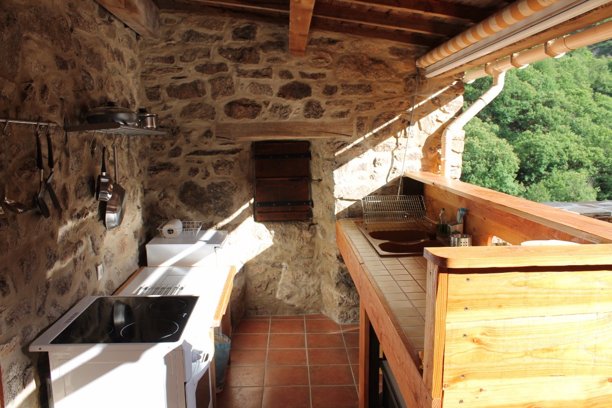 MOULIN DELEUZE - Cuisine d'été