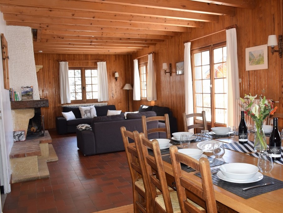 La table et le salon