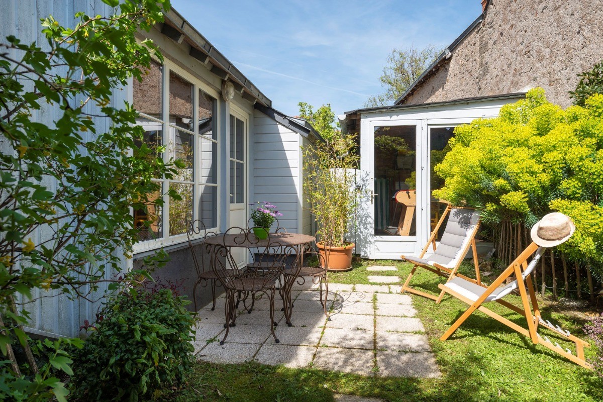 Extérieur avec terrasse