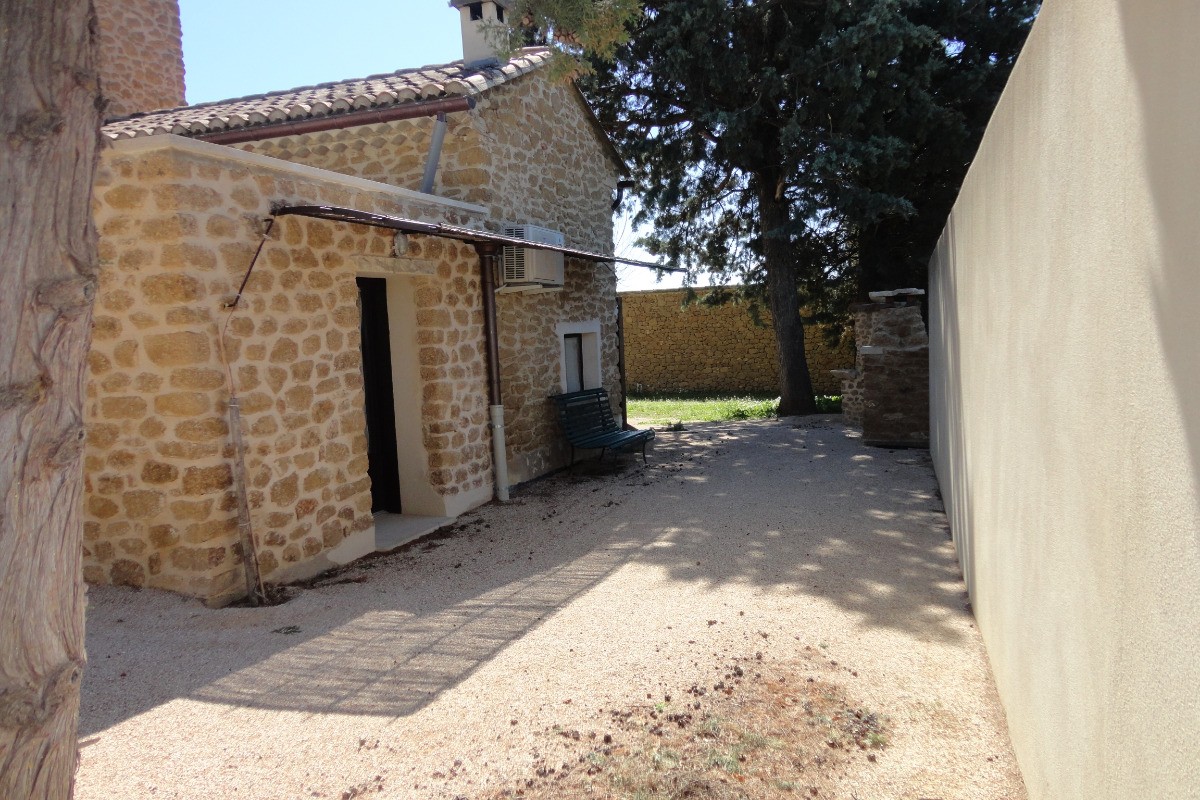 Photo n° 12 of the location