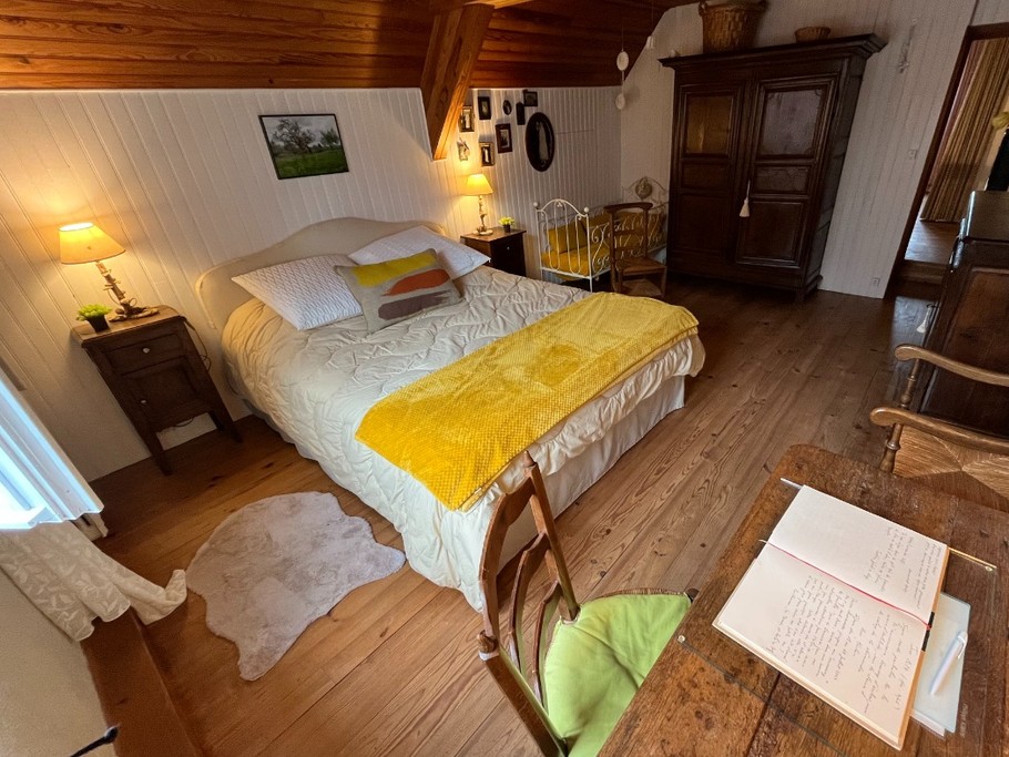 chambre parentale vue bureau