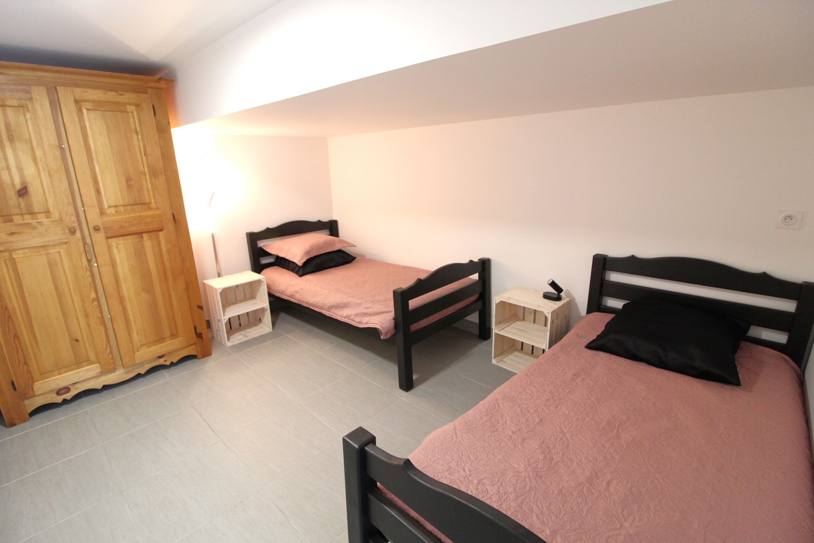 Chambre n°4 - Gîte Le Hangar 67 à Saulxures-sur-Moselotte – Location atypique proche lac
