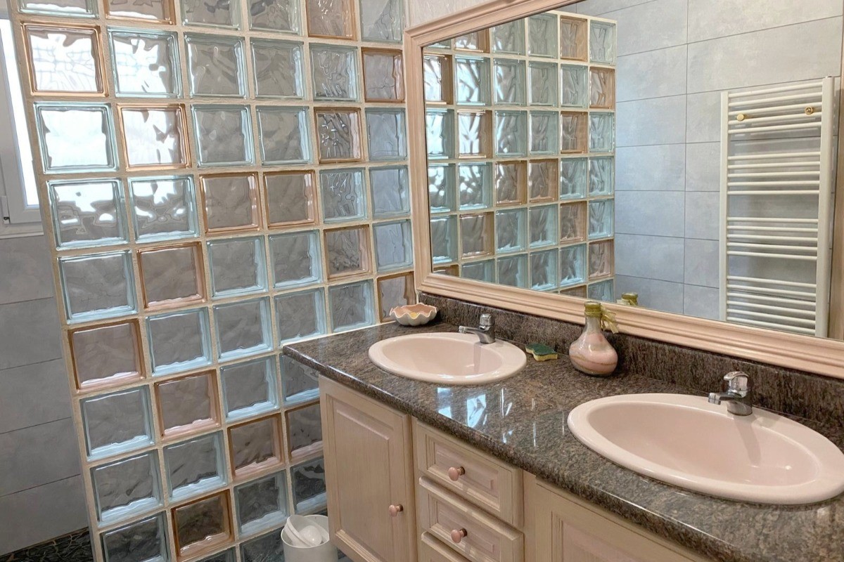 Salle d'eau 1