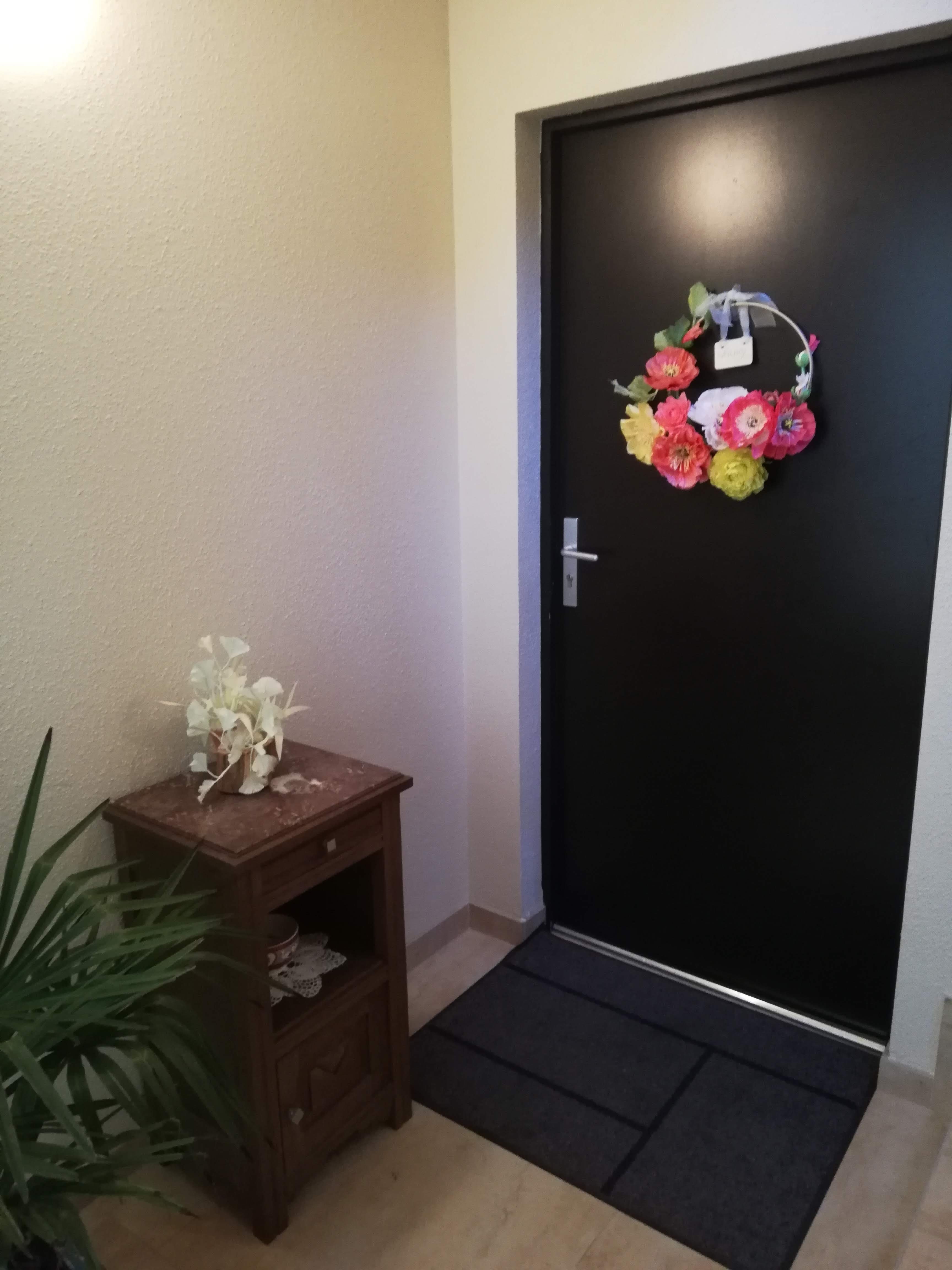 Landing entrance