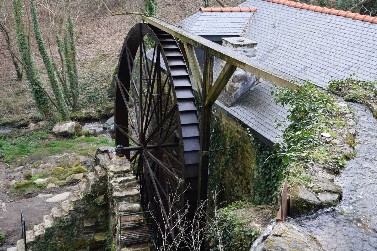 Le moulin de Keriolet à la pointe du Millier (Beuzec-Cap-Sizun)