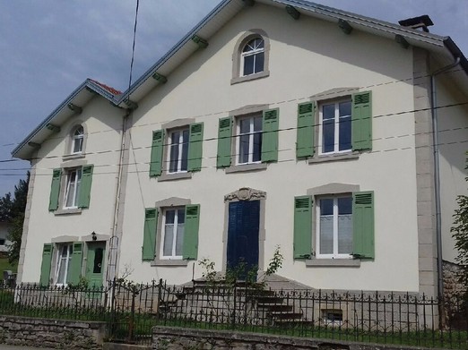 La façade de la Charmante