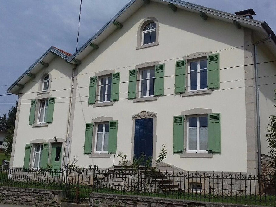La façade de la Charmante