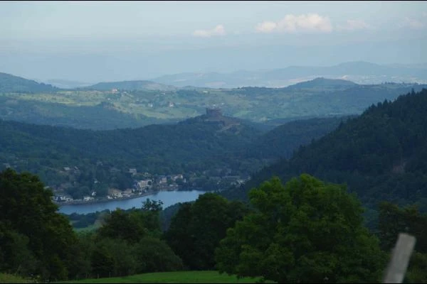 Lac Chambon, Château de Murol