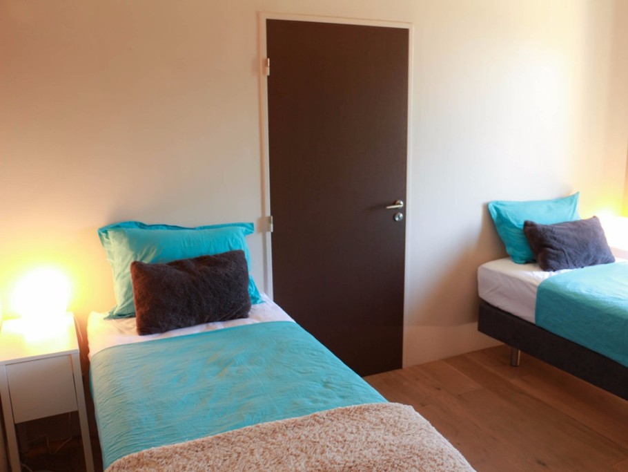 Bastide 8 personnes, piscine, jacuzzi, billard à Saint Cyr sur Mer, une chambre