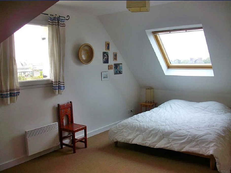 First floor: Bedroom 2 with double bed (140cm)