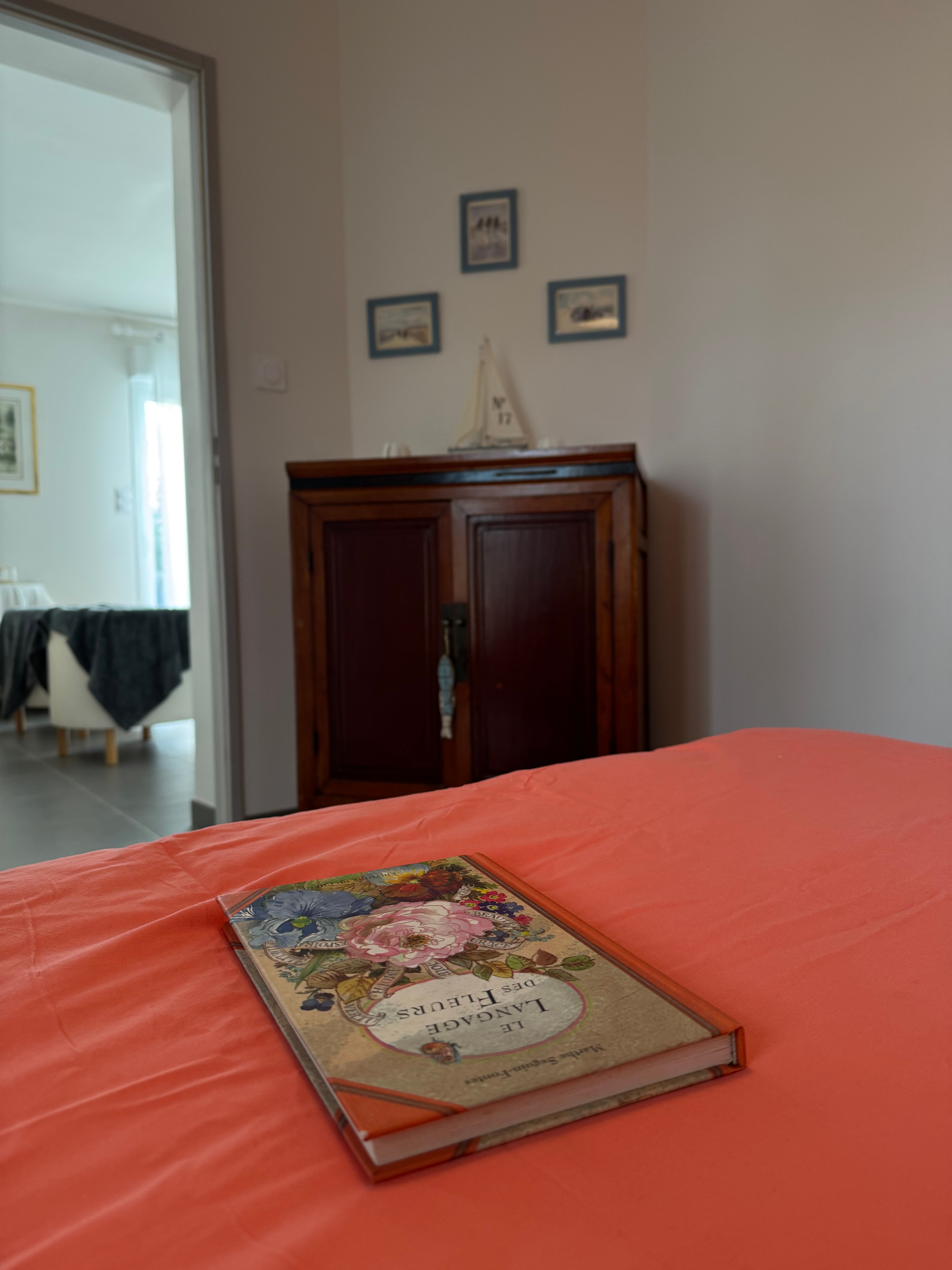 Meuble pour les Livres et les jeux de société