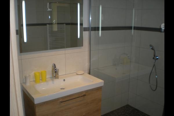 Salle d'eau rez-de-chaussée