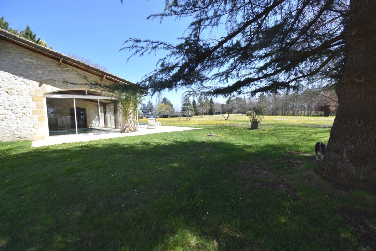 Photo n° 14 de la location