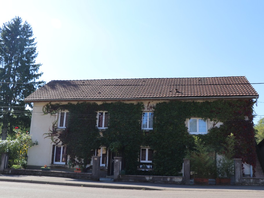 Appartement dans maison extérieur