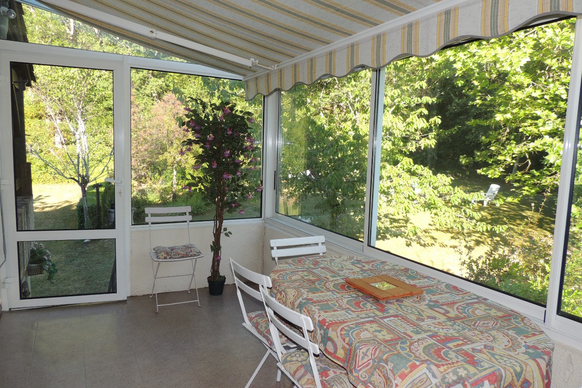 Terrasse SUD-EST pour les jours un peu plus frais !