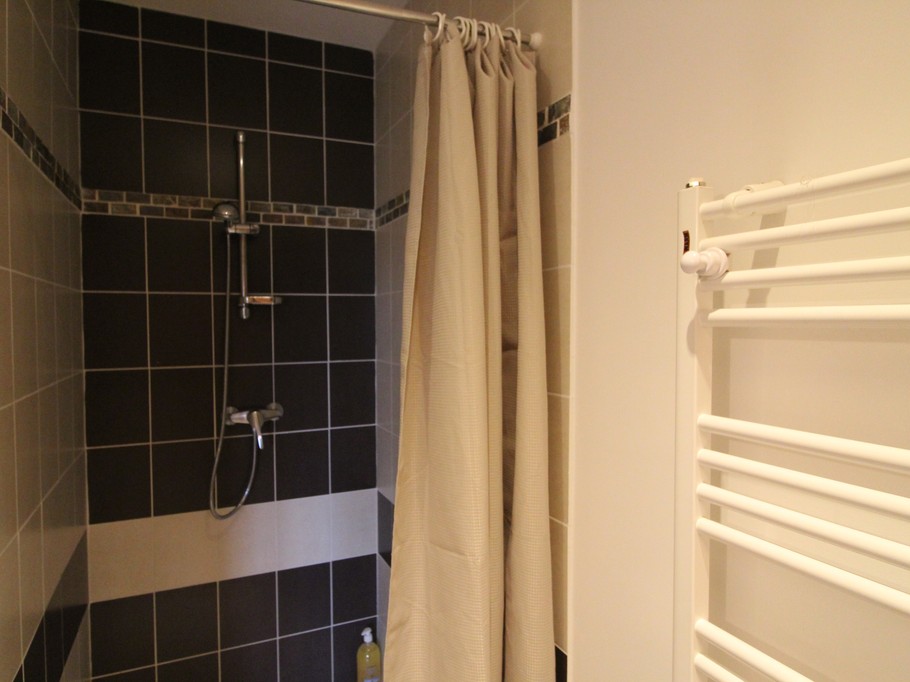 Salle d'eau dans chambre 1  - Gîte de la Sauvegarde