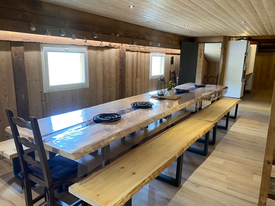 Gîte de groupe Fenil-Logis, ferme entièrement rénovée - Gîtes Digitale