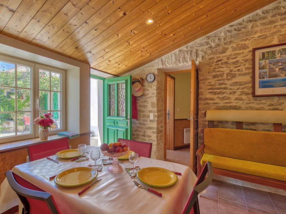 Kitchen entrance