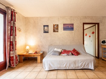 Salon - Colomby 1 - Lélex Station Monts Jura