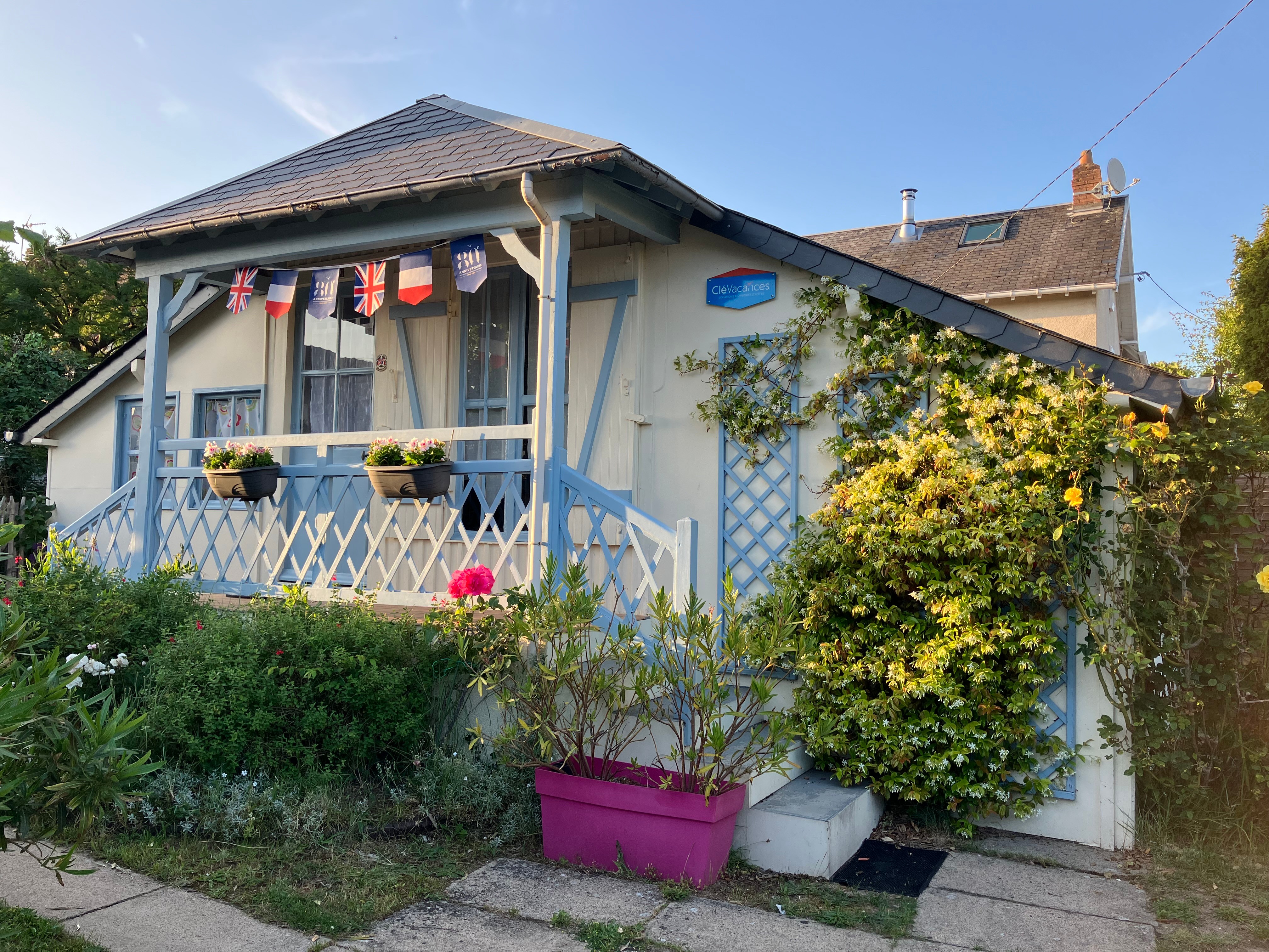 Le chalet pavoisé