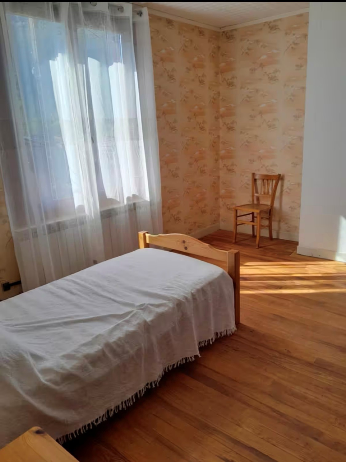 lit 90cm Grande chambre étage