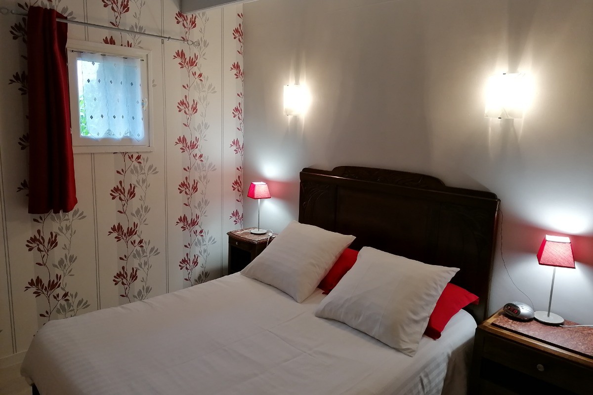 Chambre rez-de-chaussée