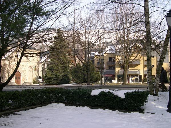 Blottie dans le quartier des Thermes près de la chapelle Sainte Marie