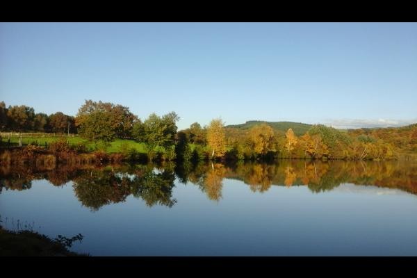 étang du Peuch à l'automne