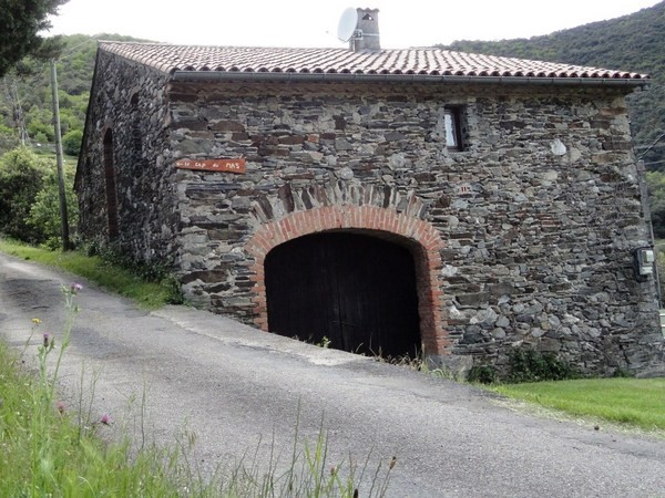 Parking, accés immédiat depuis la route principale -  Garage