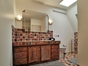 Chambre Andromède - Salle d'eau avec WC privative et communicante