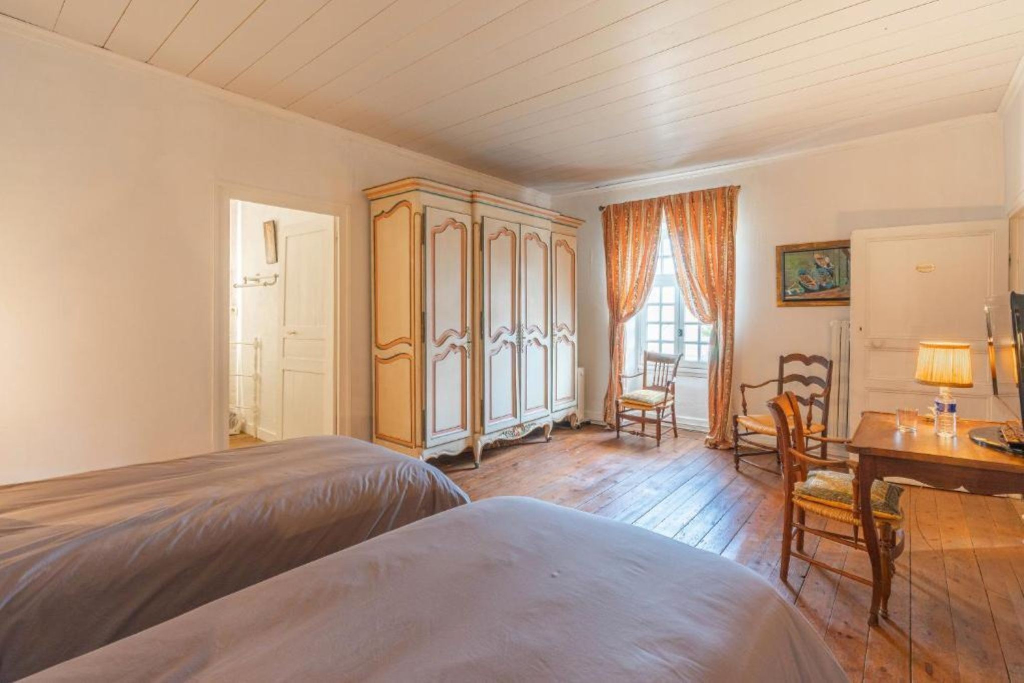 Chambre Pierre-Isaac Gareshé avec télévision et WiFi pour 2 personnes au 1er étage