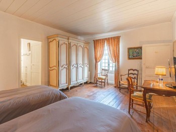 Chambre Pierre-Isaac Gareshé avec télévision et WiFi pour 2 personnes au 1er étage