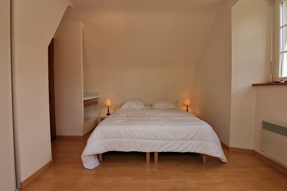 Etage: Chambre 1 avec lit 160